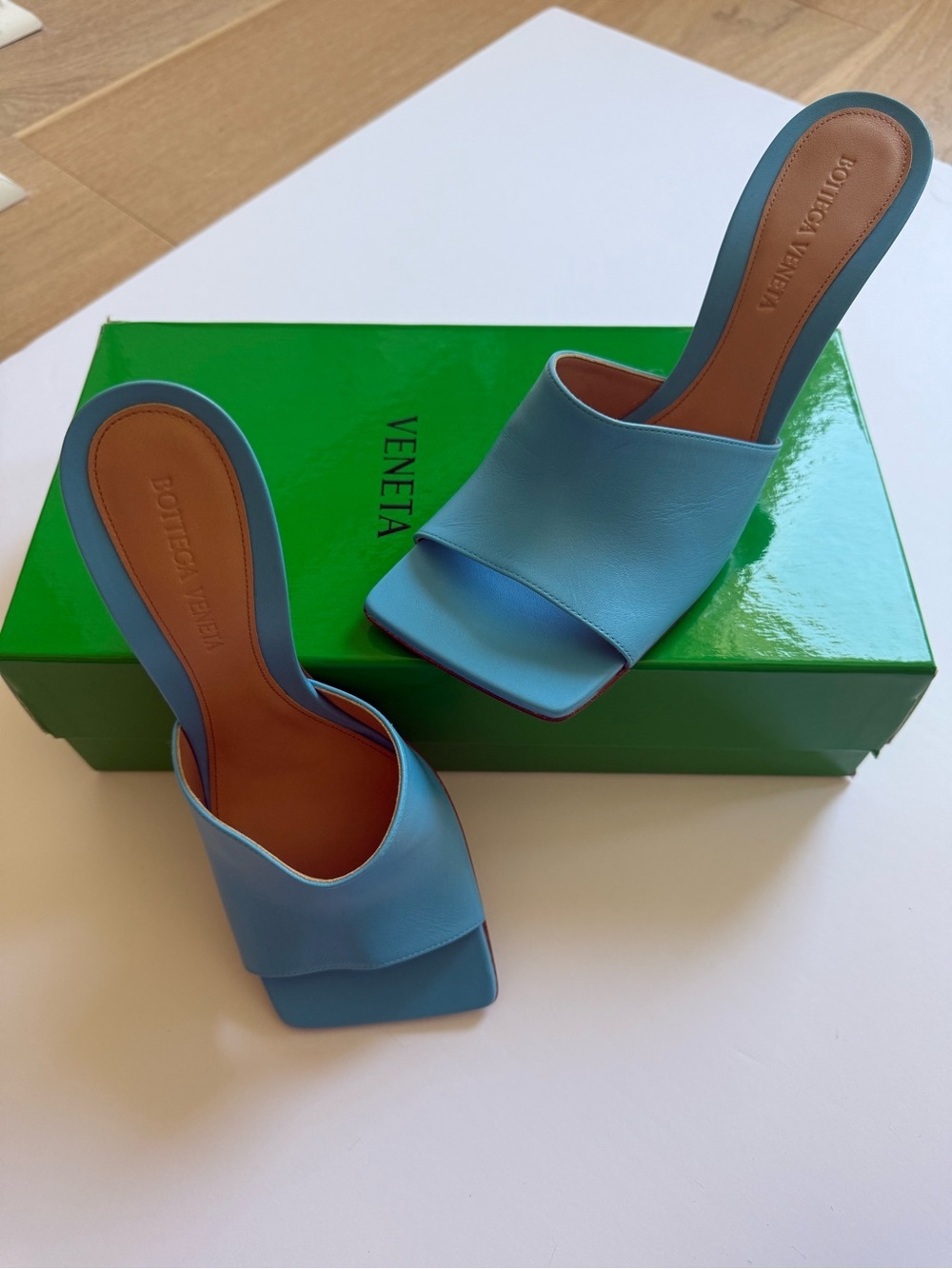 Bottega Veneta Blue Leather Square Toe Mule Heels Size 38 - Picture 3 of 8